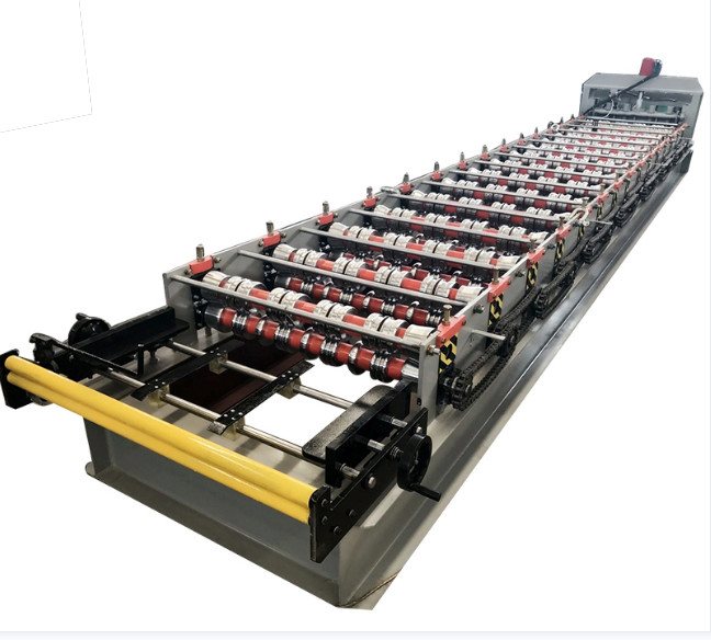 Σίδηρος 0.8mm ζαρωμένος ρόλος φύλλων υλικού κατασκευής σκεπής που διαμορφώνει την υδραυλική περικοπή μηχανών
