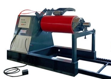 Επικεφαλίδα οροφής αυτόματη Uncoiler Coil Cut To Length Line Μηχανή χάλυβα και γραμμής κοπής