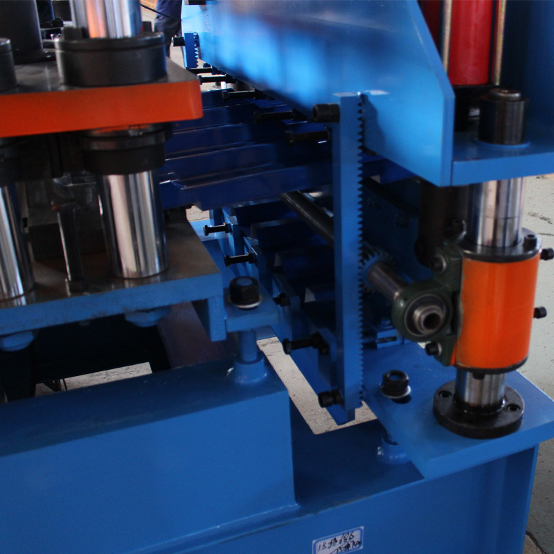 2024 Νέο σχεδιασμό διπλής στρώσης οροφής Roll Forming Machine 840 Trapezoidal και 836