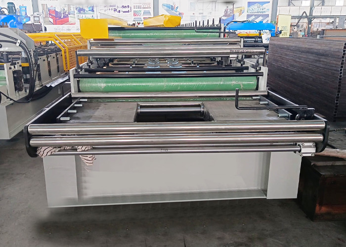 Μπλε 4kw Power Roofing Sheet Roll Forming Machine For Κυματοειδές