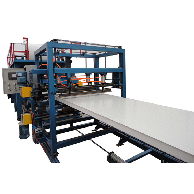Γρήγορη ταχύτητα 32KW Sandwich Panel Roll Forming Machine Λούστρες γυαλισμού με σύστημα κοπής χρωματοποίησης