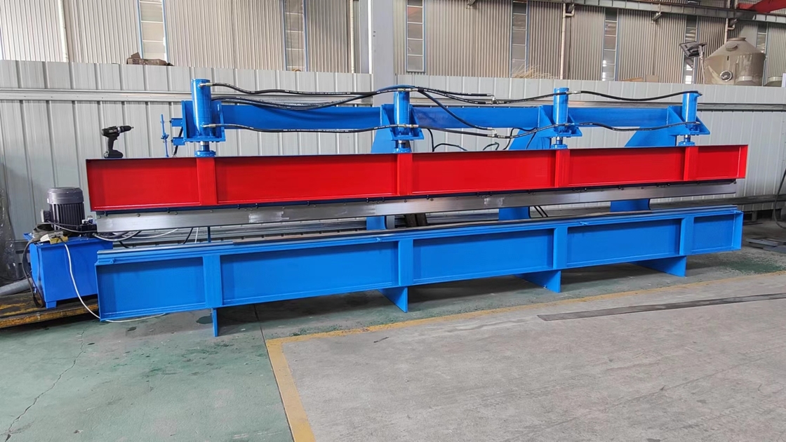380V / 50HZ κουμπί πόδι διακόπτης ελεγχόμενο υδραυλικό μηχάνημα πιέσης για 3000mm 1.5mm