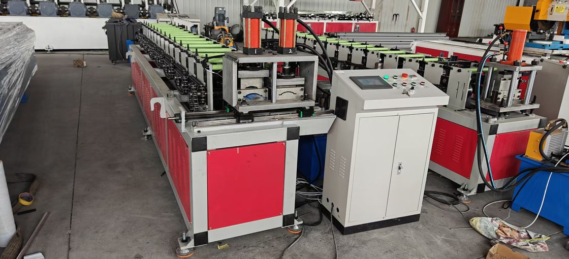 2025 Νέο Σχεδιασμό Μεταλλικού Πικέτ Φράχτης Roll Forming Machine Φράχτης Γραμμές Αμερική Στυλ