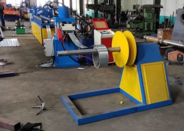 Punching κοίλος Slat PPGL ρόλος πορτών παραθυρόφυλλων που διαμορφώνει τη μηχανή για 0.8mm