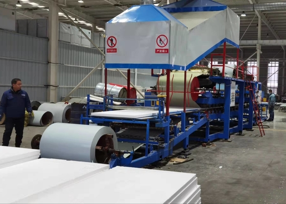 1 έτος εγγύηση PLC Sandwich Panel Roll Forming Machine με Flying Tracking Κόψιμο