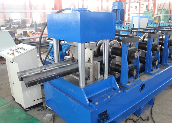 Ανώτατες επιδόσεις Custom Steel Crash Barrier W Beam 2 Wave Highway Guardrail Roll Forming Machine